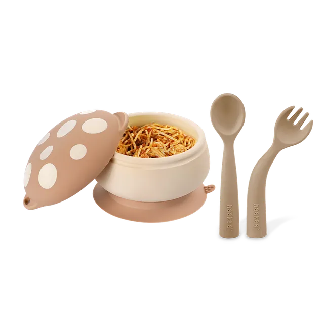 bol-champignon-en-silicone-et-couverts-souples-haakaa image 1