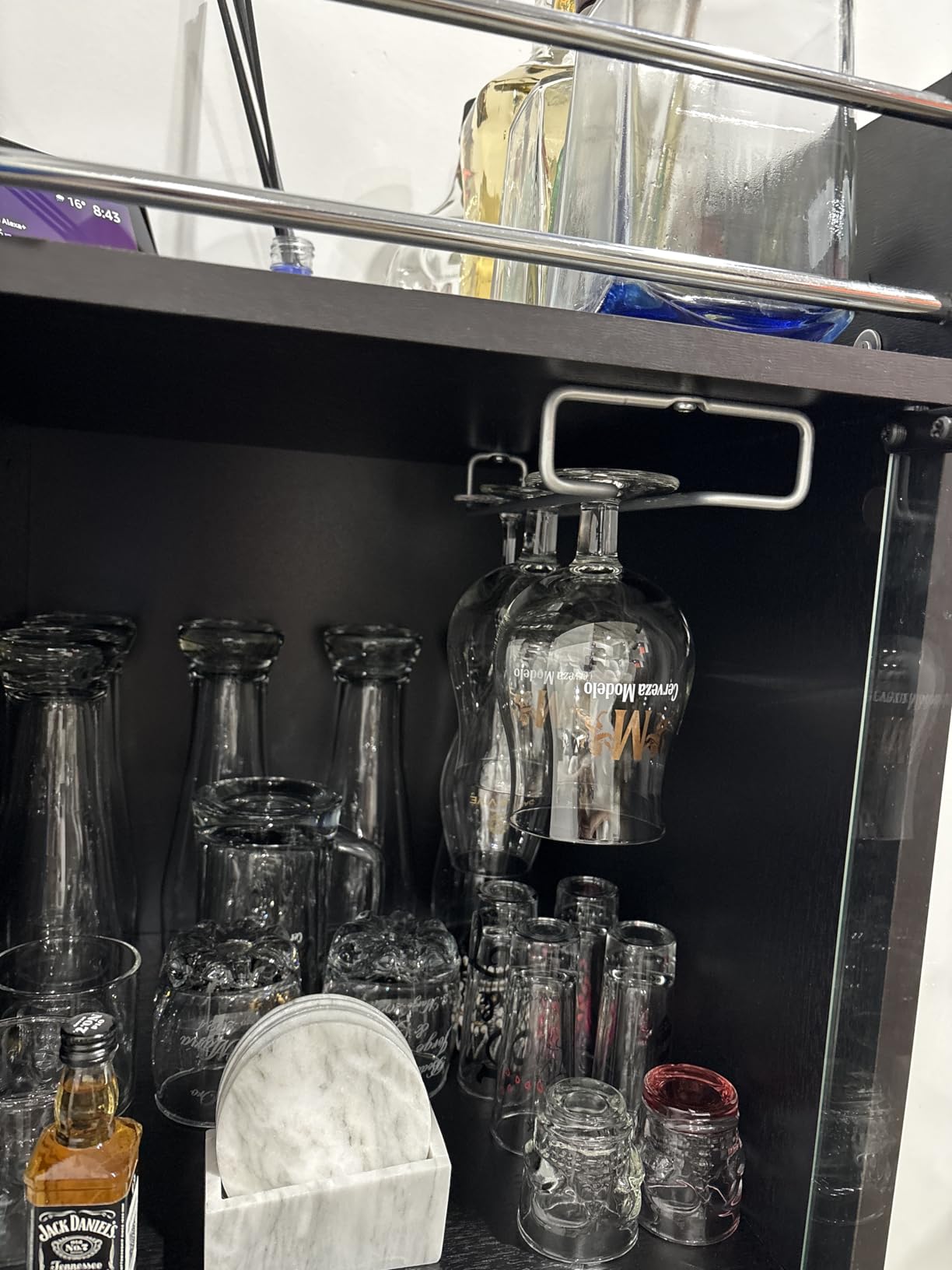 Indispensable dans un bar