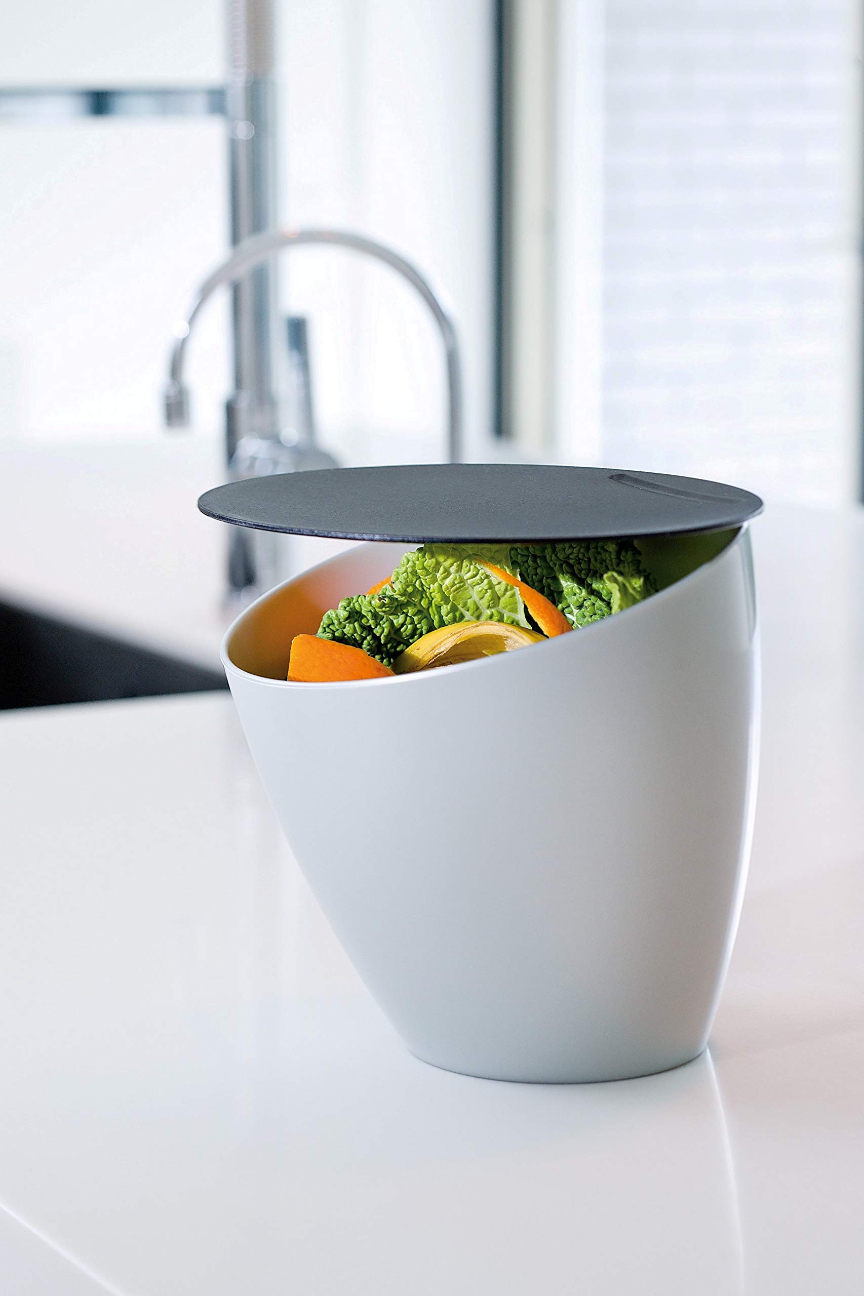 mepal-poubelle-de-cuisine-calypso-avec-couvercle-2200-ml-sans-sac-vert-nordic-la image 2