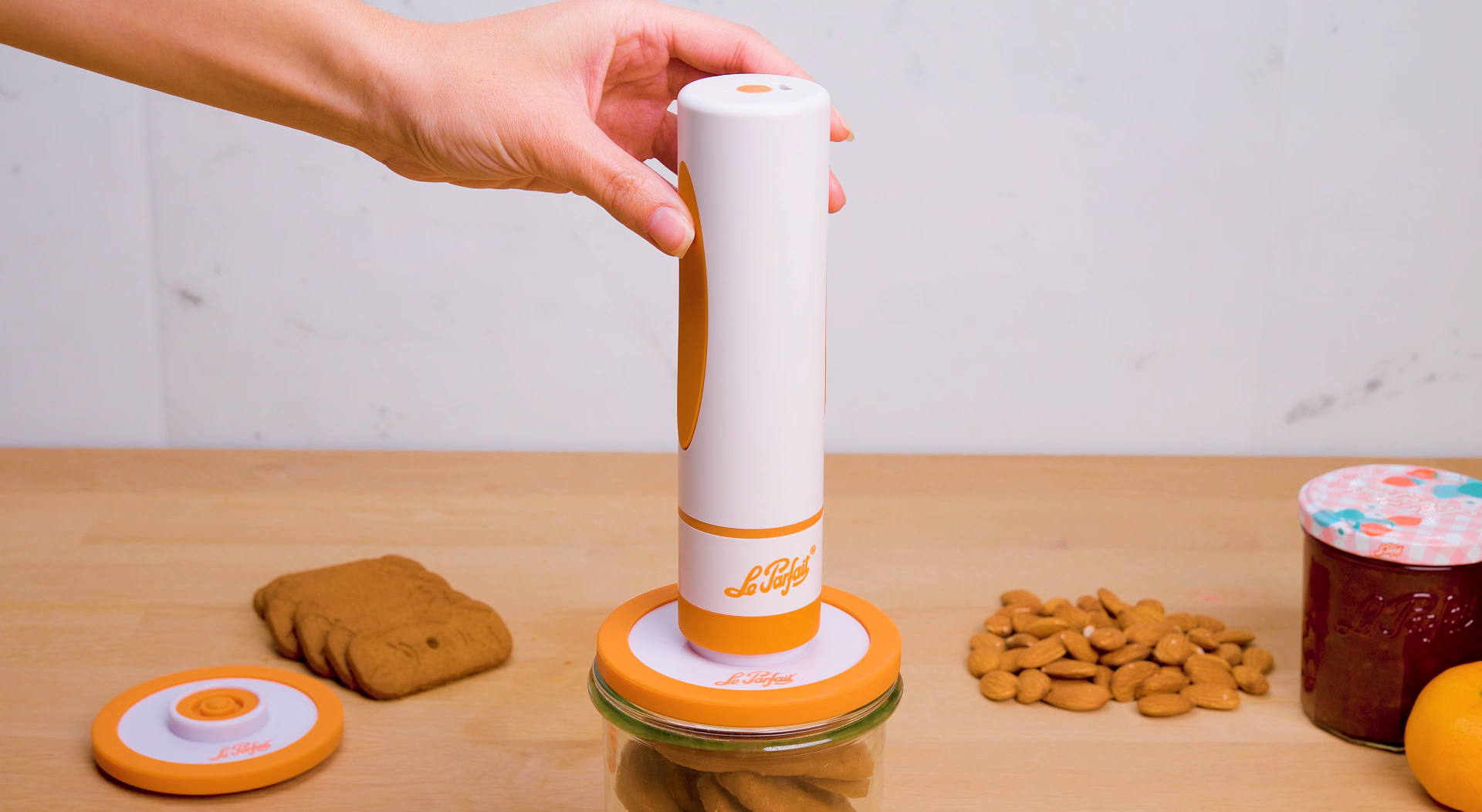 pompe-sous-vide-rechargeable-le-parfait-les-essentiels image 2