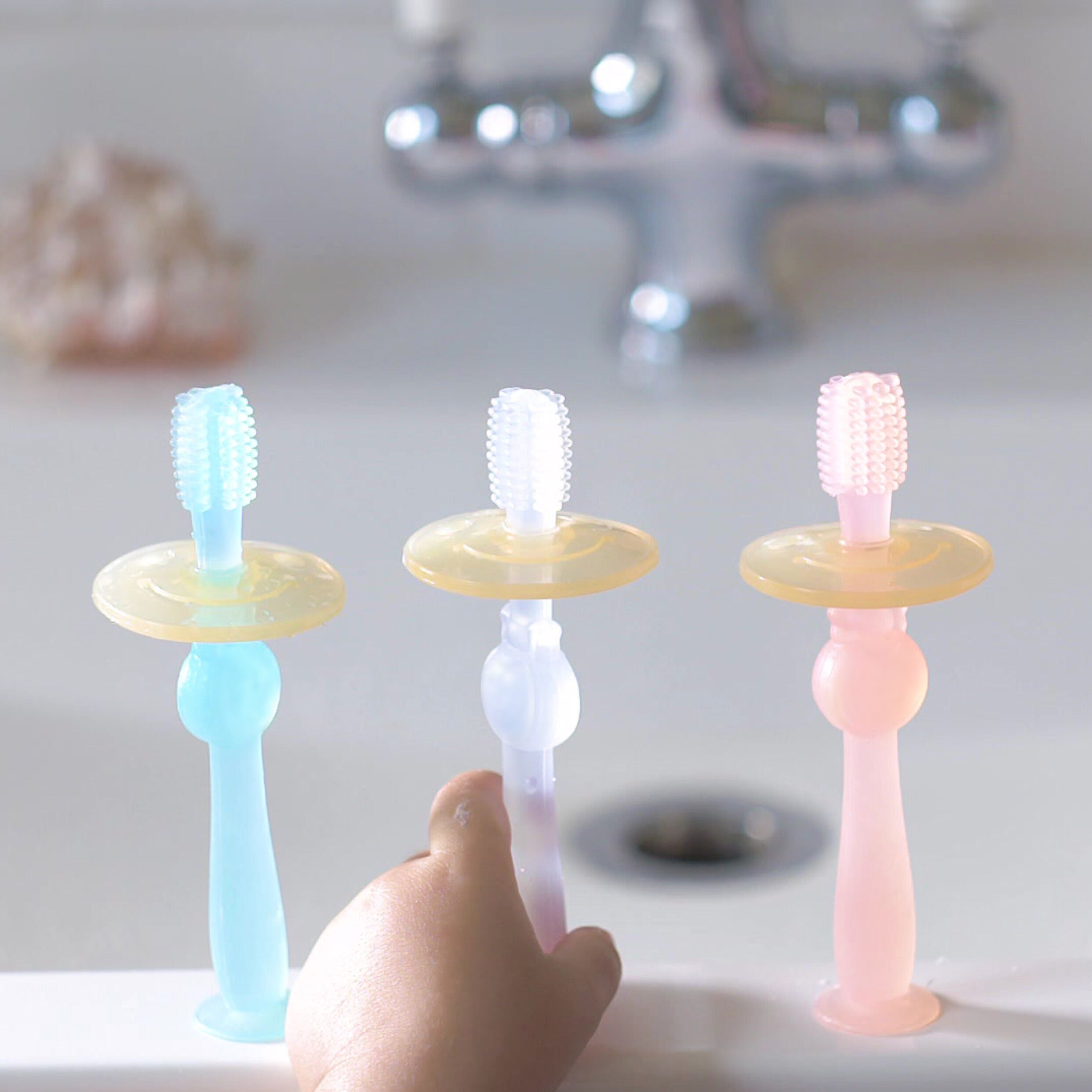 haakaa-brosse-dents-360-en-silicone-6-mois-hygi-ne-dentaire-b-b image 5