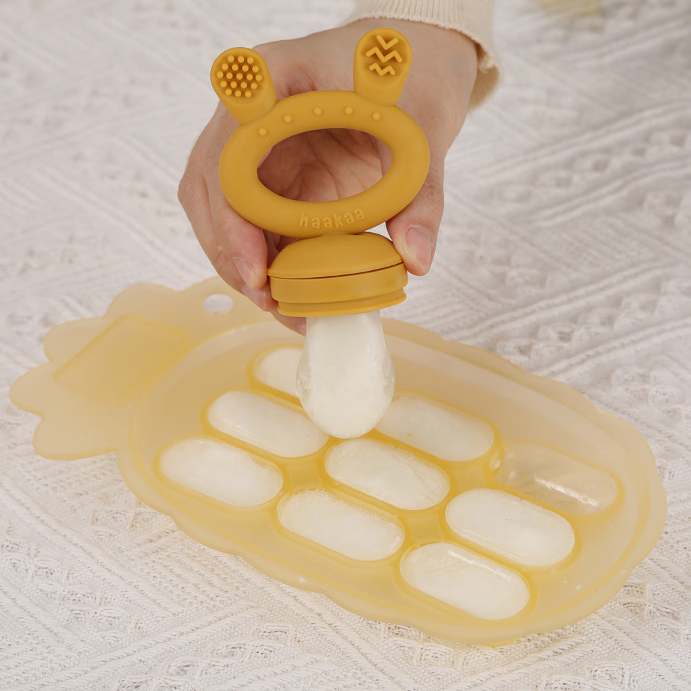plateau-pur-e-en-silicone-ananas-haakaa-avec-fentes-pour-tiquettes image 3